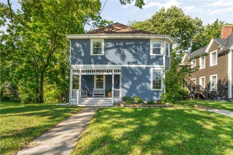 Photo of 2406 Brooklyn Avenue, Kansas City, MO 64127 (MLS # 2644787)