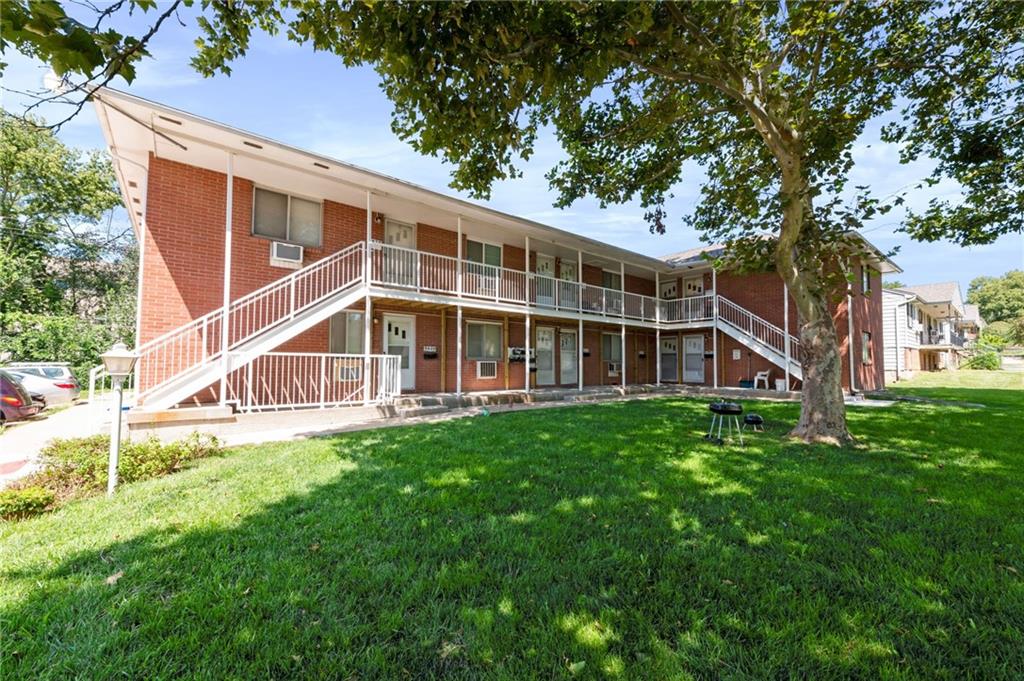 8420 Robinson Street