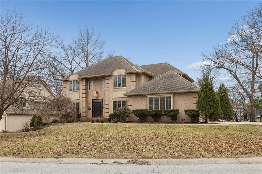 132 The Woodlands Drive