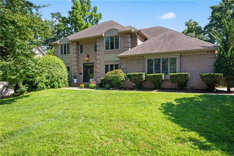 132 The Woodlands Drive, Gladstone, MO 64119 - MLS#: 2600938