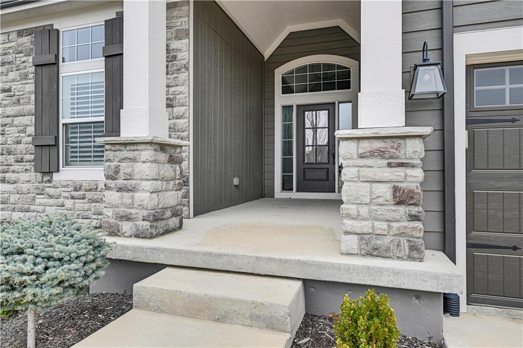 24662 W 126th Terrace