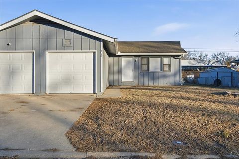 620 N 13th Terrace Leavenworth KS 66048
