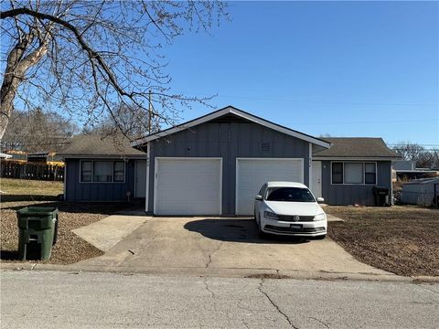 620 N 13th Terrace Leavenworth KS 66048