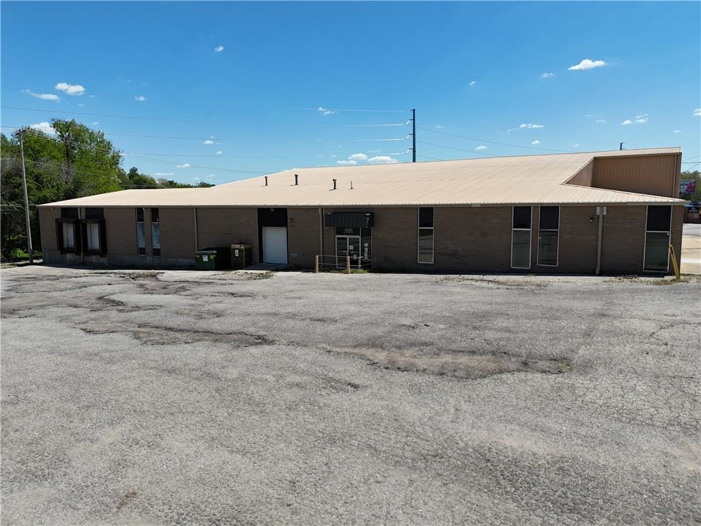 St Joseph, Missouri 64505, United States, ,Commercial,Active,125898