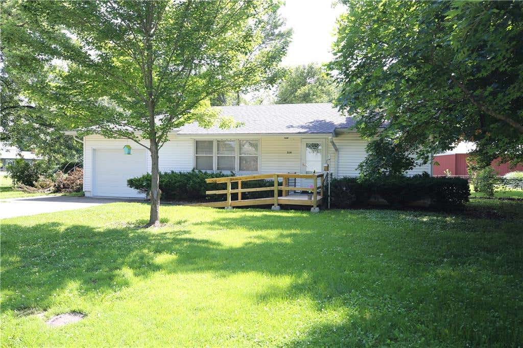 Photo of 314 N 2nd Street, Jasper, MO 64755 (MLS # 2623767)