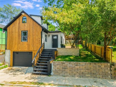 4635 Genessee Street Kansas City MO 64112