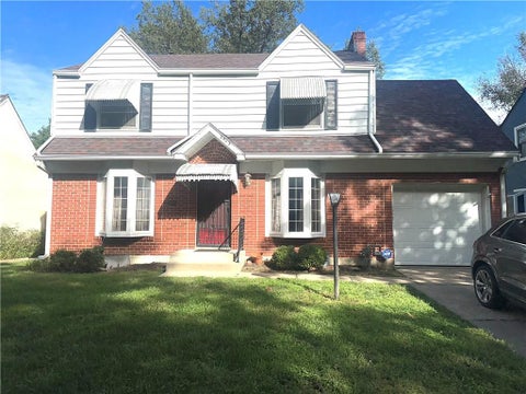 Photo of 7427 Harrison Street, Kansas City, MO 64131 (MLS # 2644112)