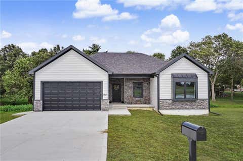 Photo of 1613 S Ash Court, Ottawa, KS 66067 (MLS # 2637514)