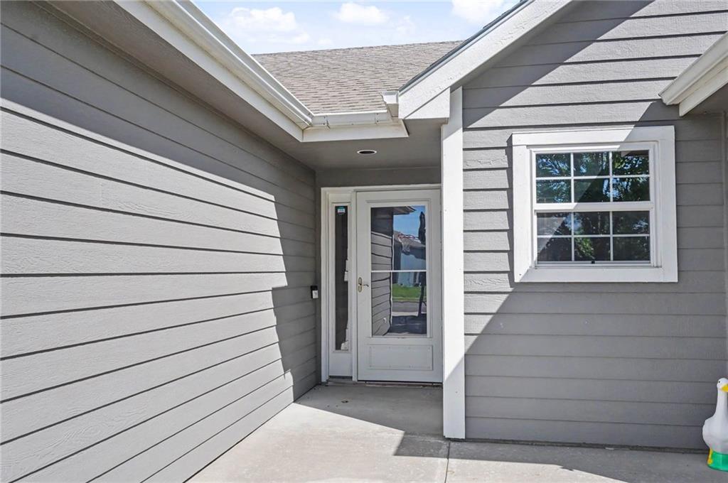 928 Bluestem Drive