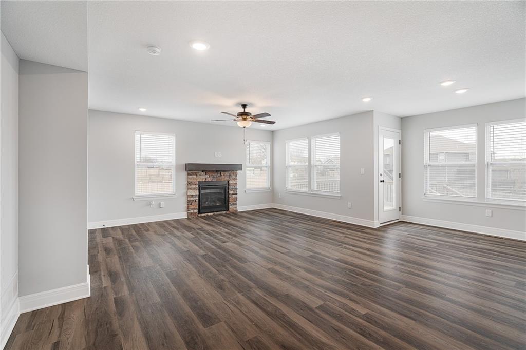 949 N Cottonwood Court