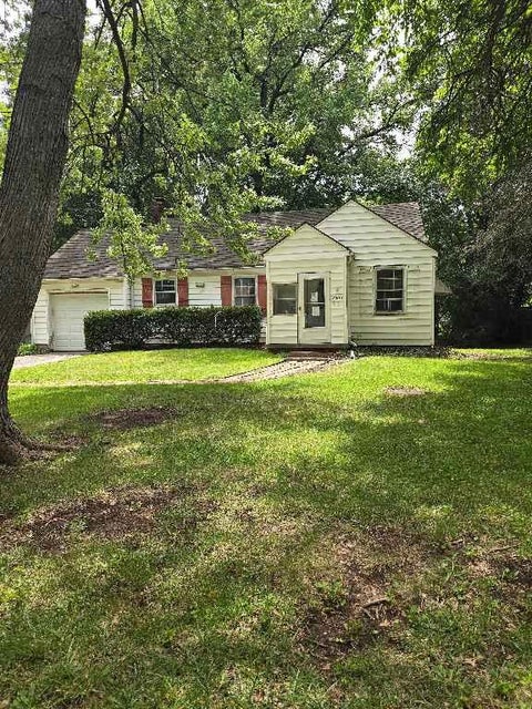 Photo of 2305 W 73rd Street, Prairie Village, KS 66208 (MLS # 2643759)