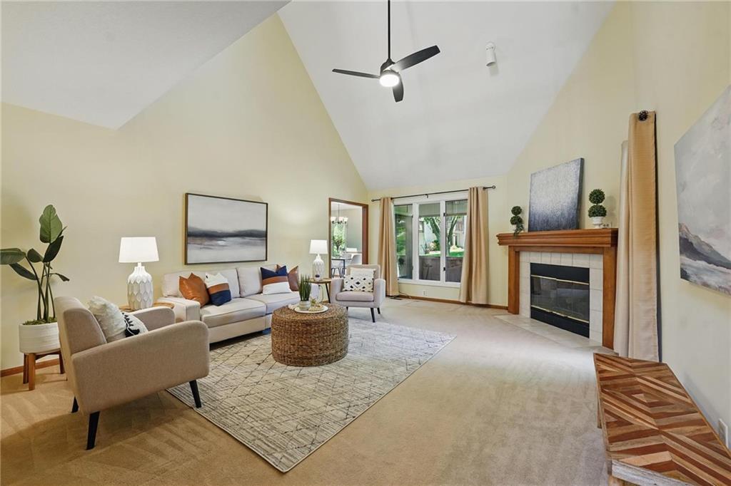 516 NW Timberbrooke Drive