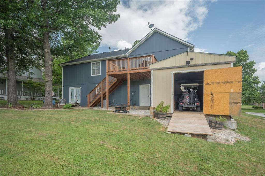 212 Lakeview Lane