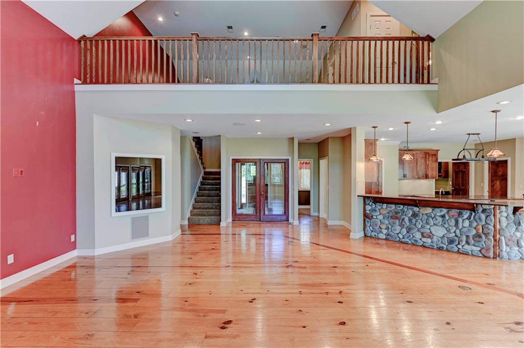 12122 Ridgeview Road