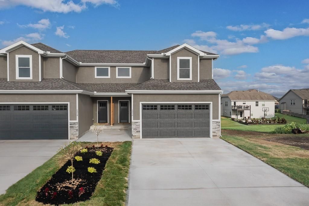 Photo of 1320 N 159th Street, Basehor, KS 66007 (MLS # 2598937)