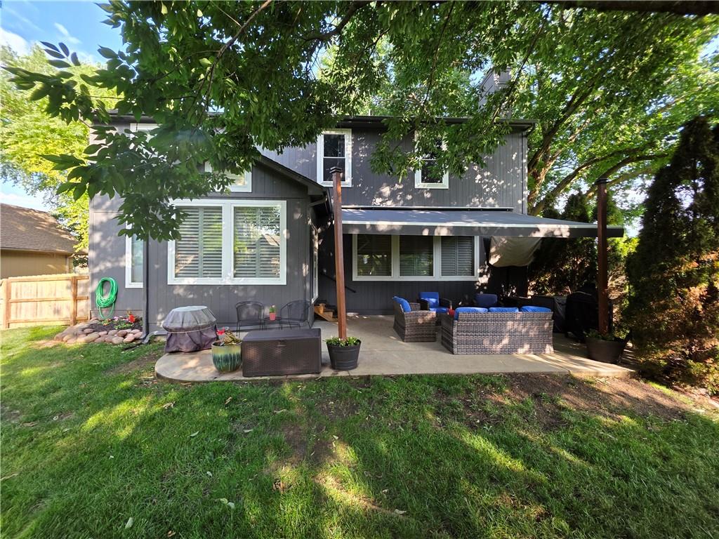 200 Shoreline Drive