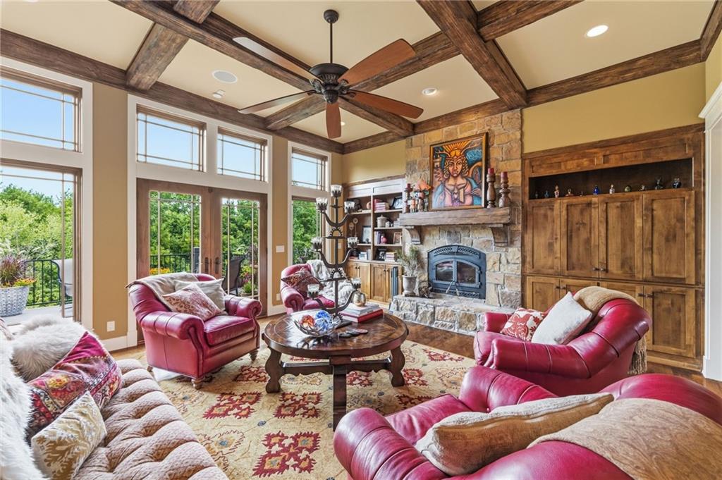 7435 Deer Ridge Drive
