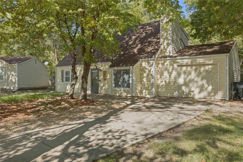 Photo of 1748 W 3rd Street, Lawrence, KS 66044 (MLS # 2645847)