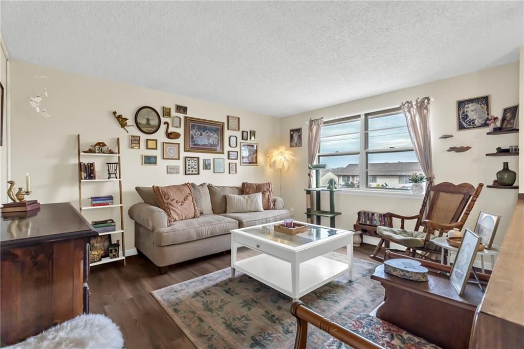 Photo of 5016 N Bellaire Avenue, Kansas City, MO 64119 (MLS # 2591767)