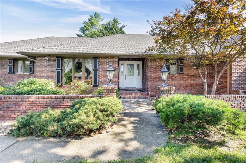 1102 Nakomis Drive