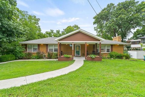 Photo of 7623 W 52ND Street, Overland Park, KS 66202 (MLS # 2565881) Photo of 7623 W 52ND Street, Overland Park, KS 66202 (MLS # 2565881)