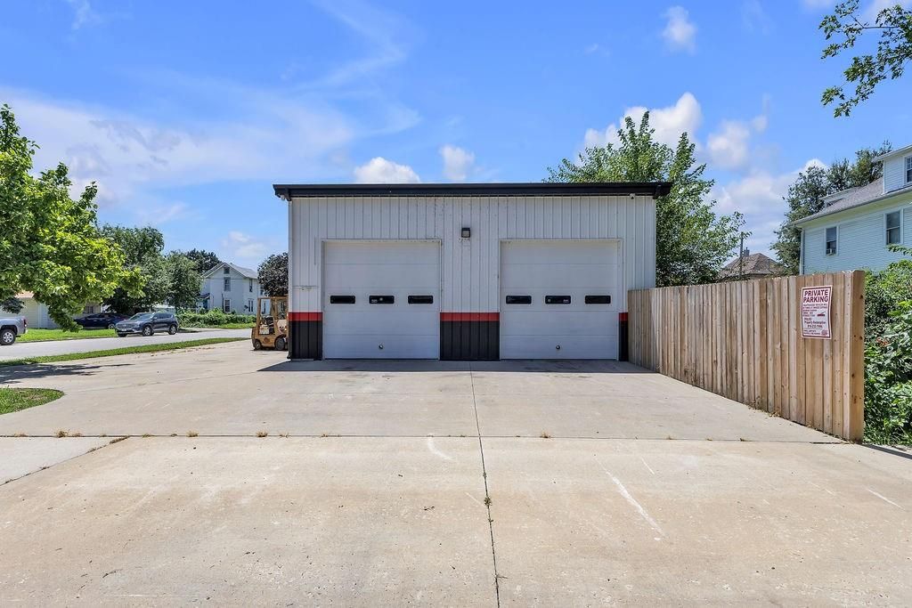 Photo of 5508 Pryor Avenue, St Joseph, MO 64504 (MLS # 2632676)