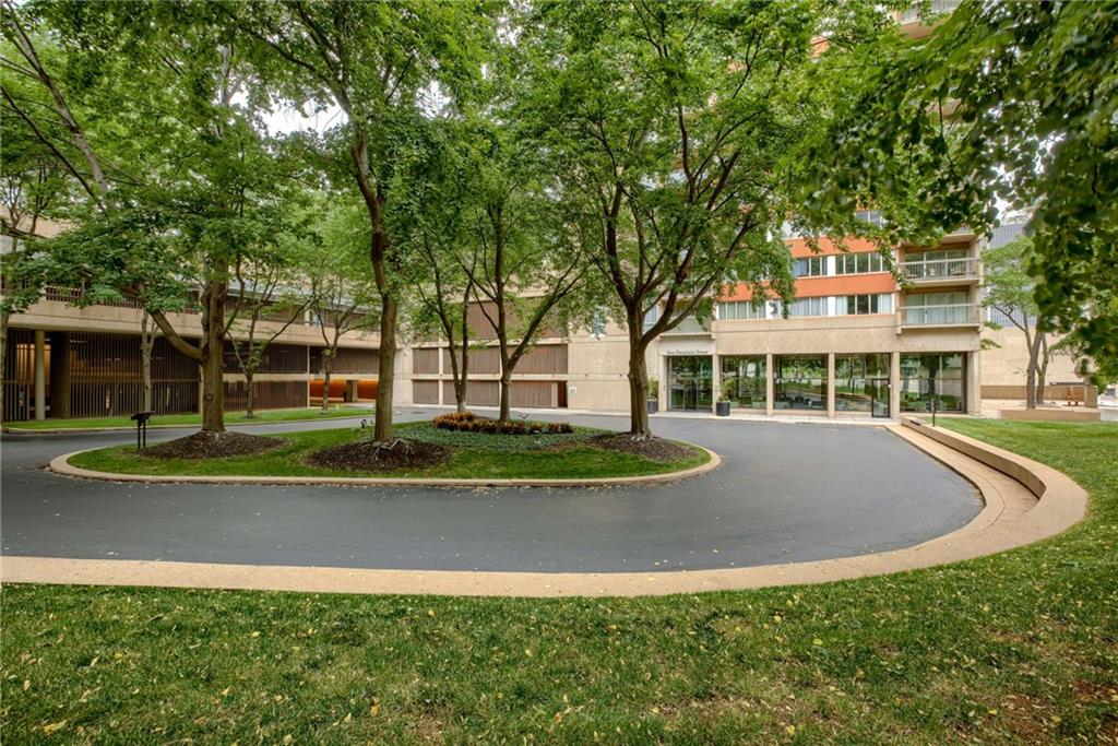 2510 Grand Boulevard 2502-03