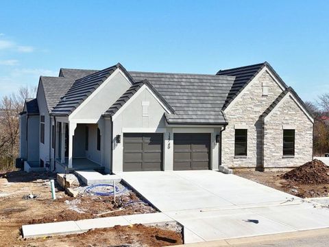 13749 Pembroke Lane Leawood KS 66224