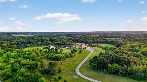 Photo of 2343 N 600th Road, Edgerton, KS 66021 (MLS # 2615609)