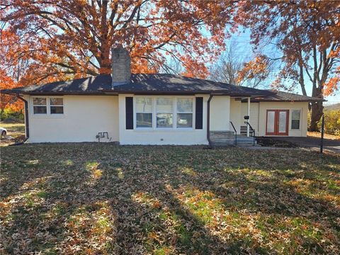 16805 Sunset Drive, Independence, MO 64057 - MLS#: 2562562