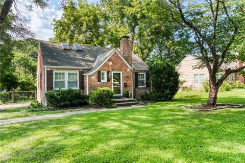 Photo of 8309 W 60 Street, Merriam, KS 66202 (MLS # 2637029)