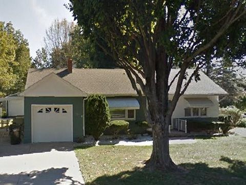 520 S Russell Street, Odessa, MO 64076 - #: 2561680