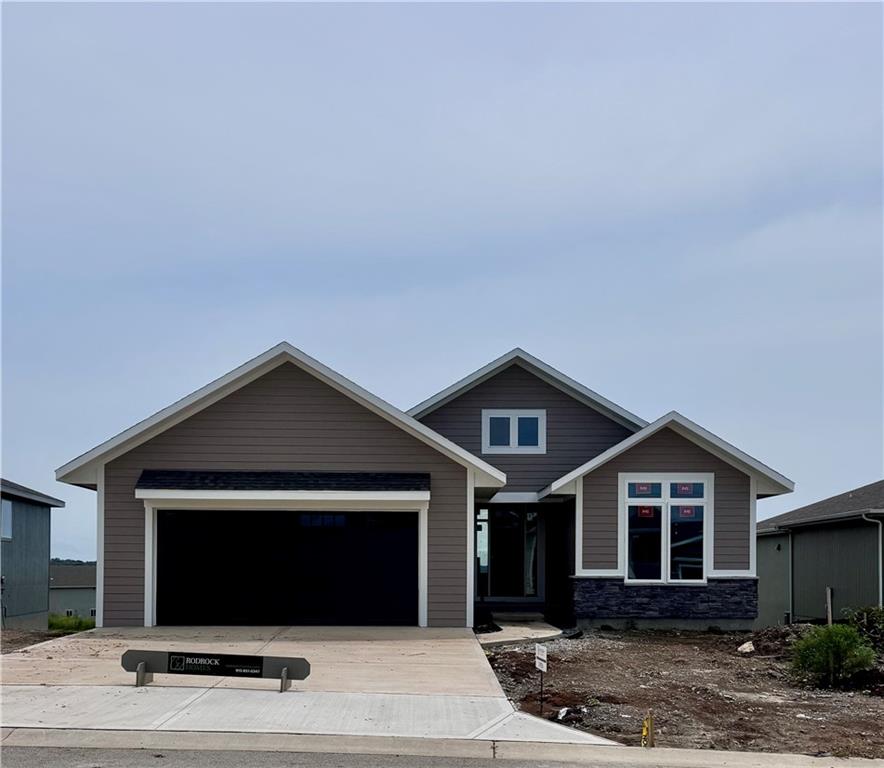 4215 W 158th Terrace