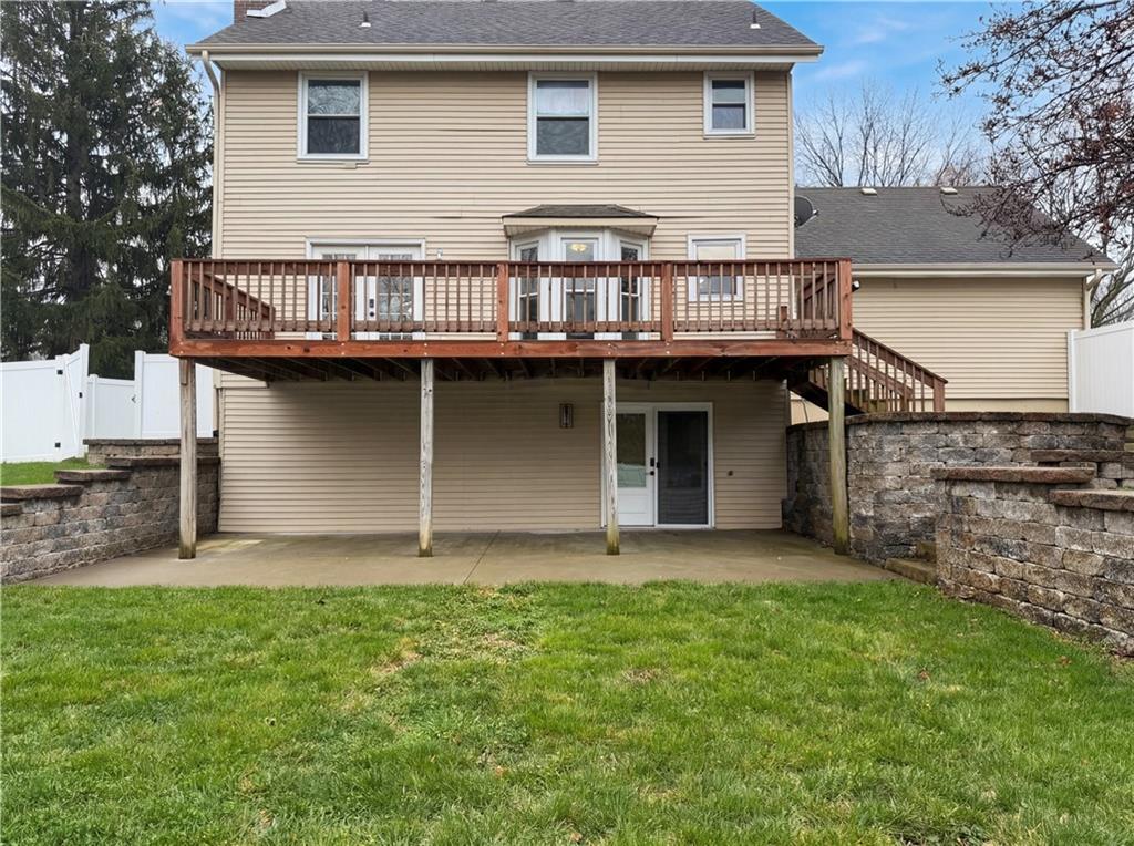 3345 Lake Shore Drive