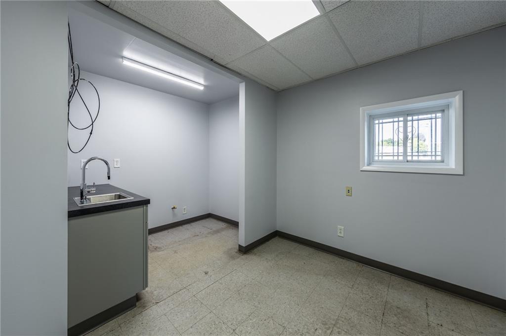 St Joseph, Missouri 64503, United States, ,Commercial,Active,69342