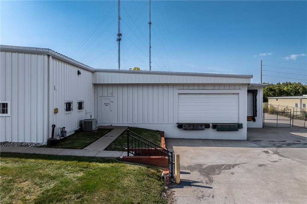 St Joseph, Missouri 64503, United States, ,Commercial,Active,69342