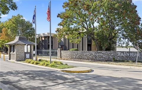 407 W 104th Street A Kansas City MO 64114