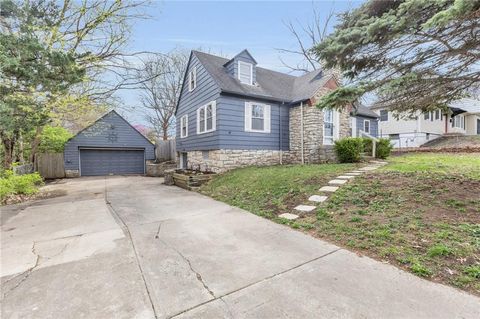 715 E Gudgell Avenue, Independence, MO 64055 - MLS#: 2541311