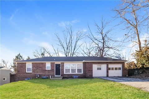 5715 Lathrop Avenue Kansas City KS 66104