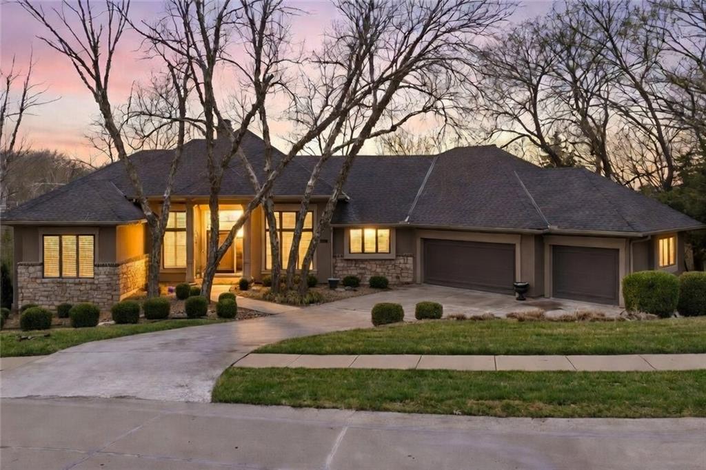 10640 S Glenview Lane