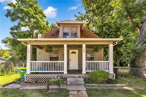 Photo of 1129 S 36th Street, Kansas City, KS 66106 (MLS # 2625241)