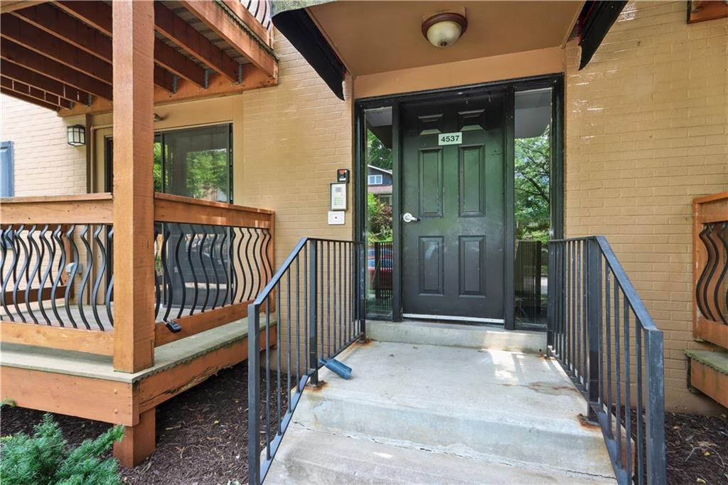 4537 Holly Street 205