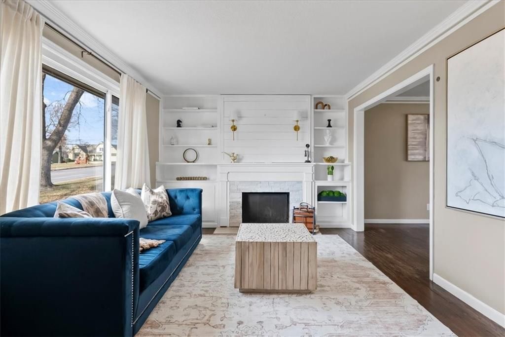 Photo of 7641 Antioch Road, Overland Park, KS 66204 (MLS # 2592146)