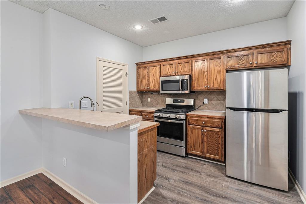 15967 S Crestview Drive