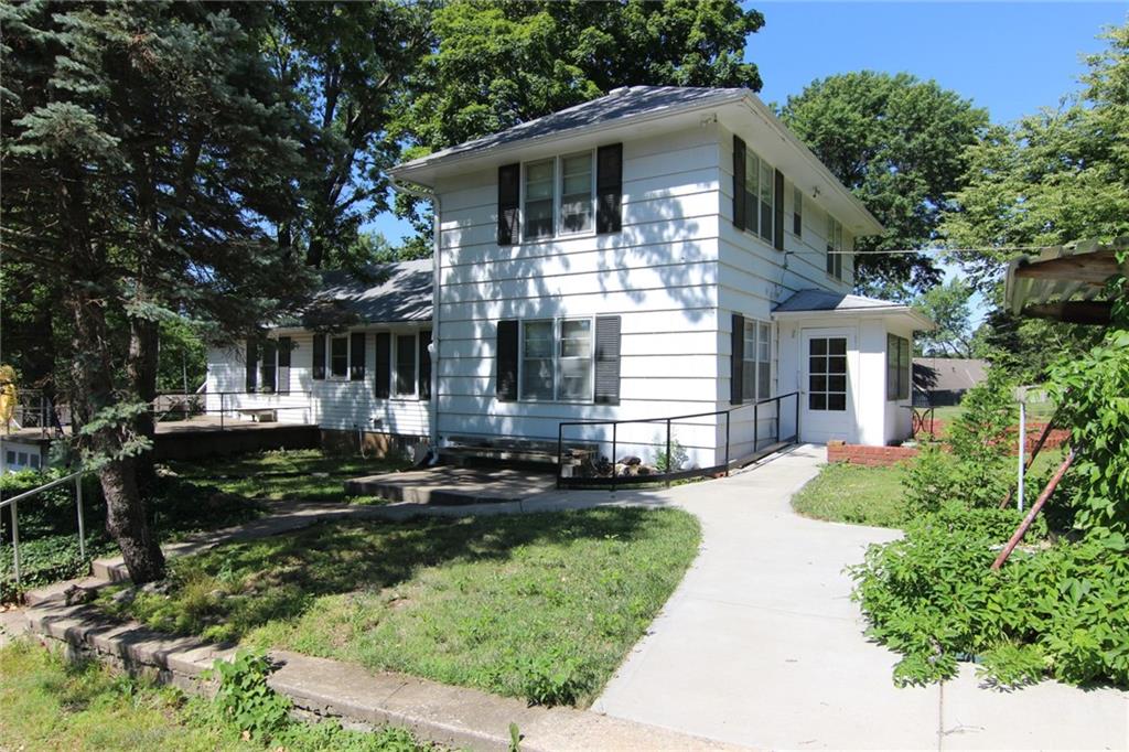 View Shawnee, KS 66216 house