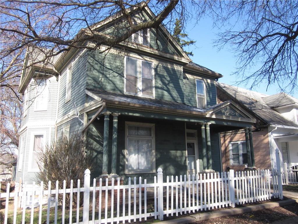 Property: 1202 N 8th Street,St Joseph, MO