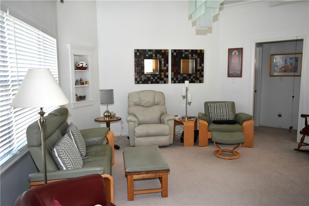 Photo of 804 Glenview Street, Leavenworth, KS 66048 (MLS # 2608842)