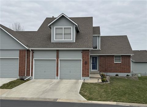 6904 W 156th Street Overland Park KS 66223