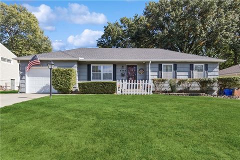 8745 Grandview Street, Overland Park, KS 66212 - MLS#: 2579773