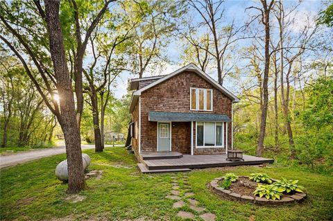 Photo of 73100 Hillcrest Drive, Trenton, MO 64683 (MLS # 2616406)